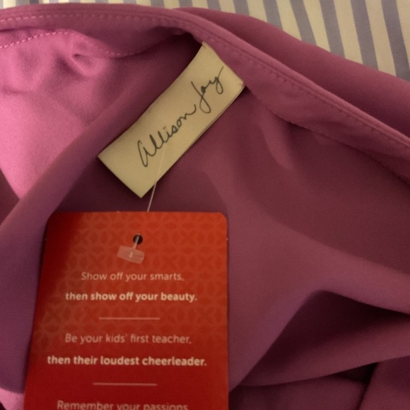 Allison Joy Lavender Larissa Cross Front Top Size Small - Picture 6 of 9